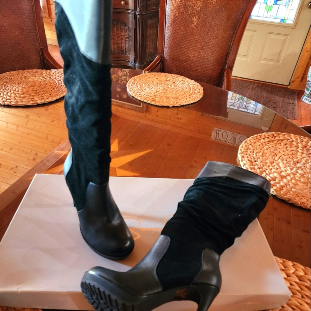 Jessica Simpson suade boots